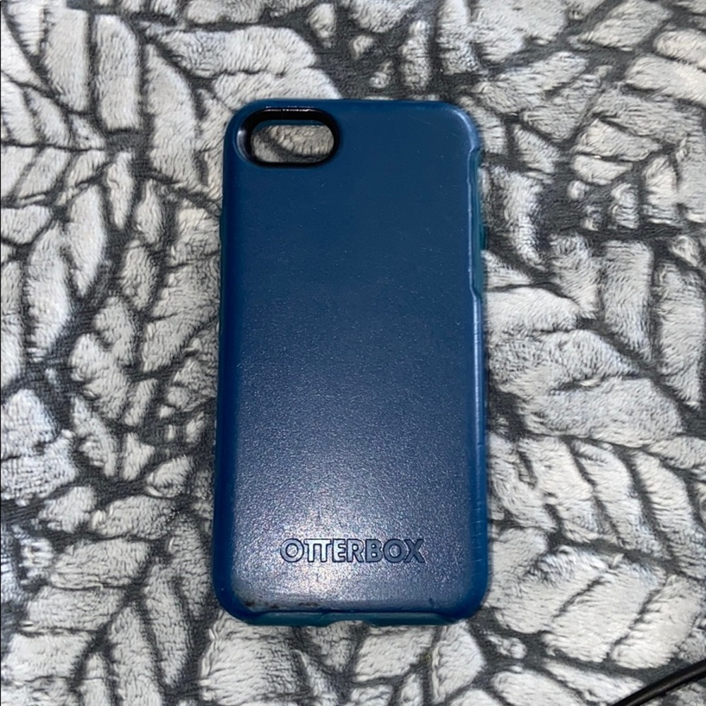 iphone 7/8 otter box case, navy blue